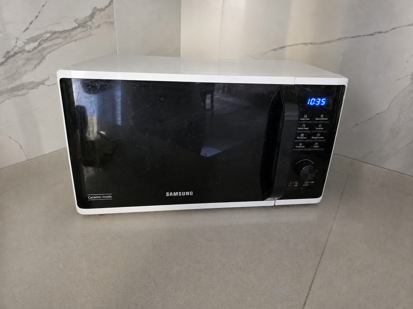 Микроволновая печь Samsung MS23K3515AW